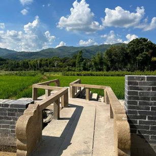 四川花岗岩仿古石材景区使用案例