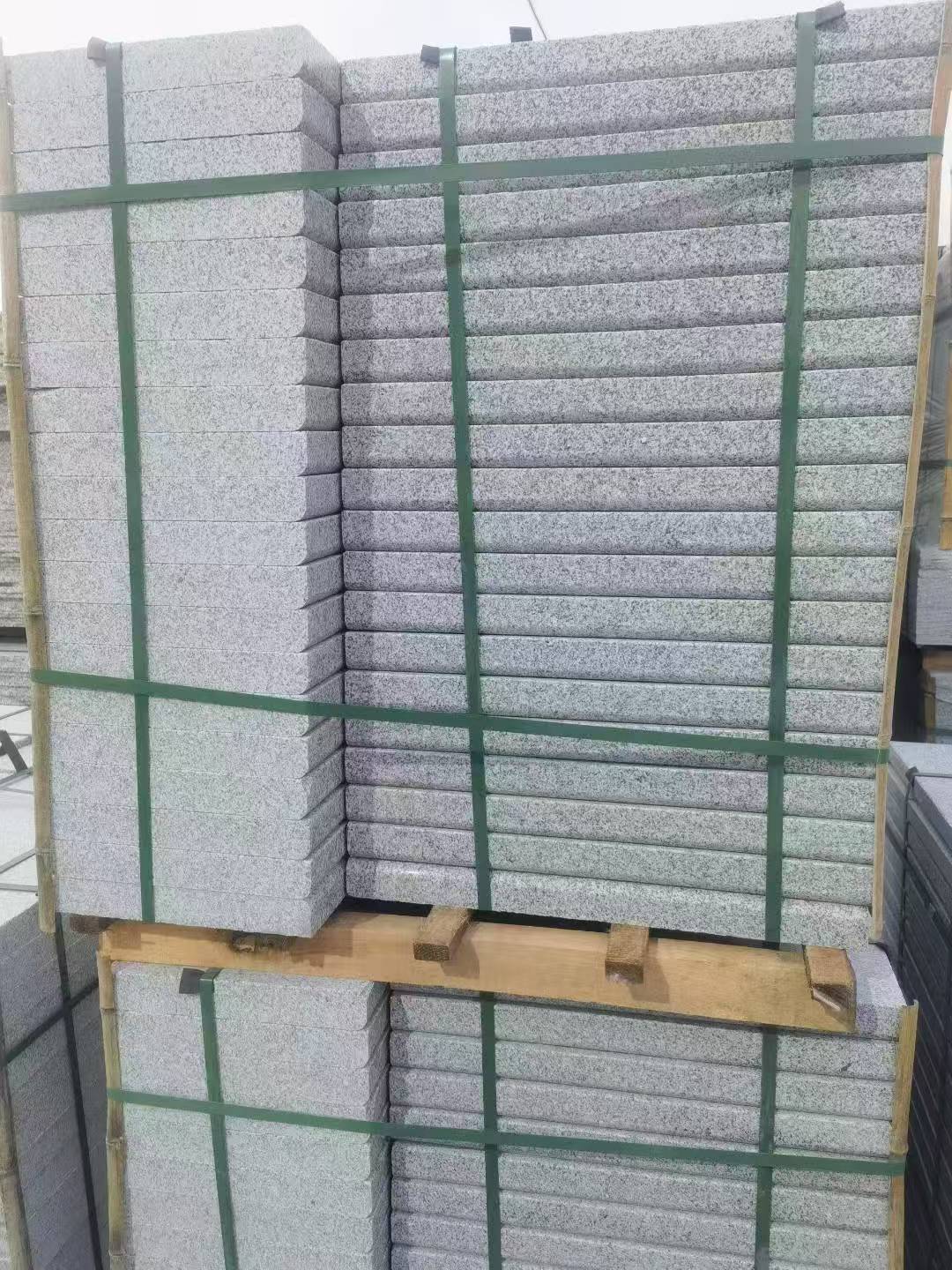 四川 5公分芝麻白，倒斜角，室外楼梯踏步