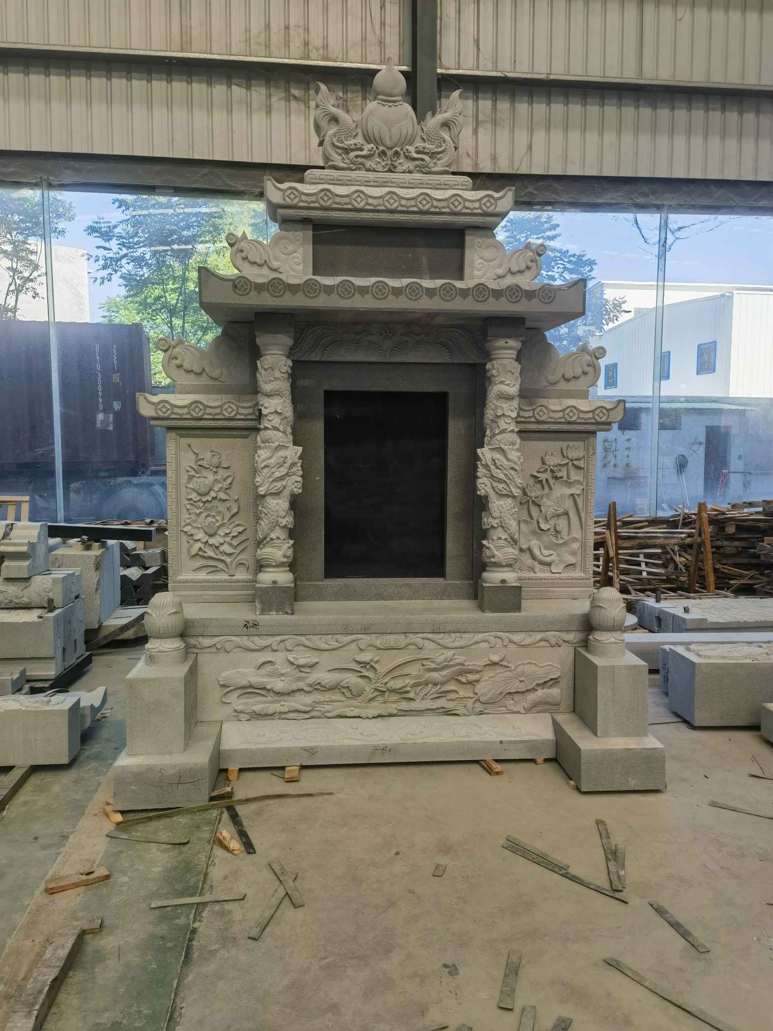 四川 芝麻灰高档墓碑、土墓，一套也支持定做