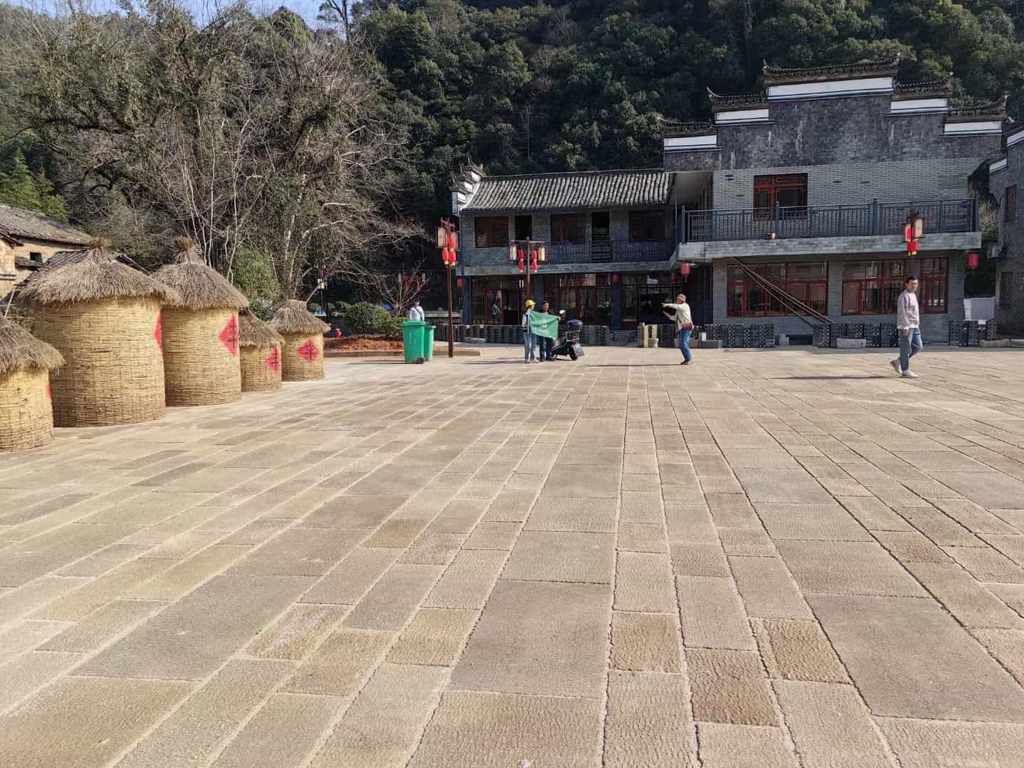 四川仿古石铺装效果