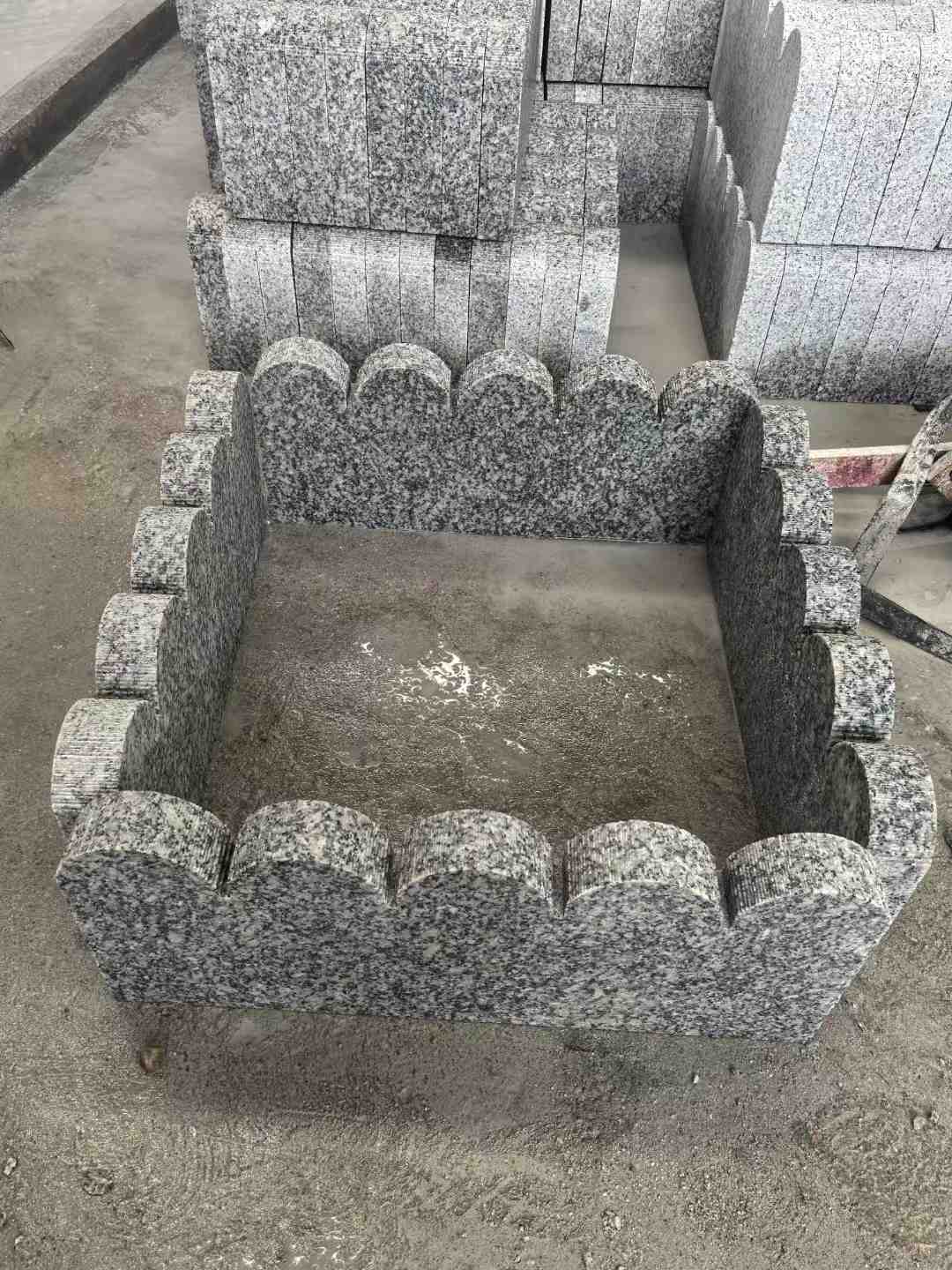 四川 花边石、花坛围栏石、花池界石、菜园栅栏石、镶边石、波浪状界石介绍